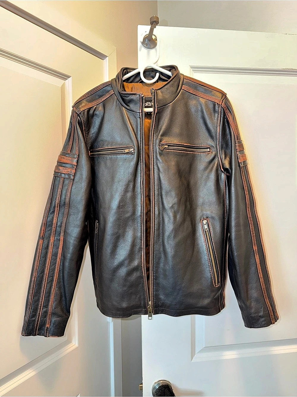 Black Rivet Men's Genuine Leather Cafe Racer Moto Jacket Black M